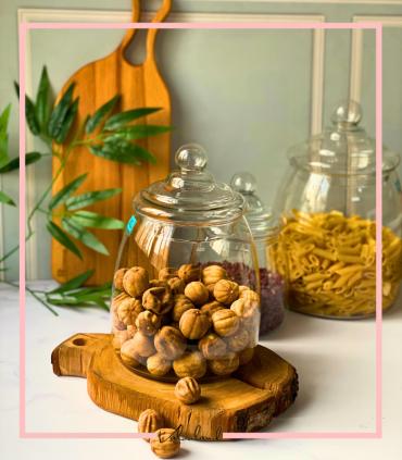 بانکه شیشه ای هرمی