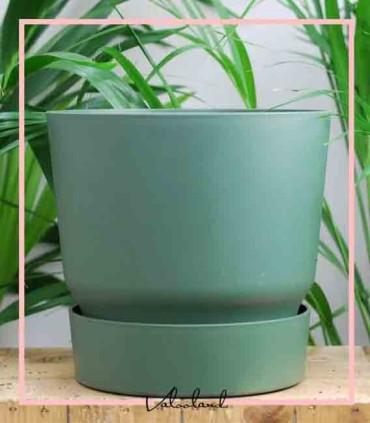 گلدان دهکده سبز گرد مشکی