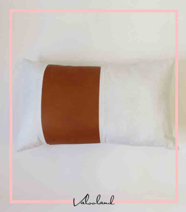 کاور کوسن چرمی با ترکیب رنگ سفید