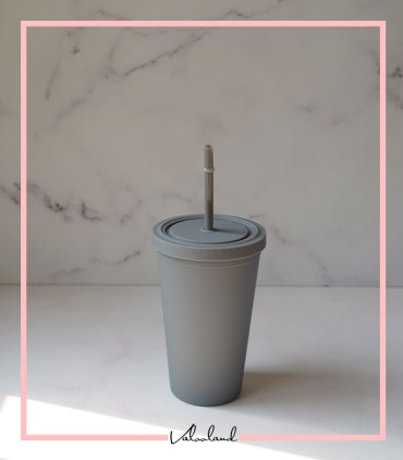 لیوان اسموتی نی دار