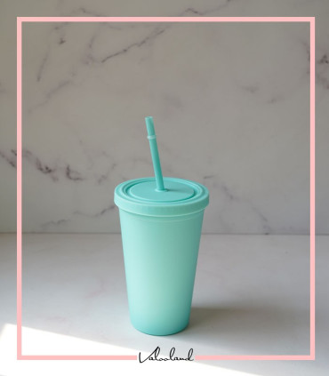 لیوان اسموتی نی دار