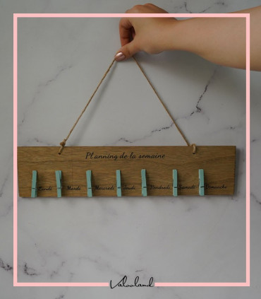 آویز چوبی گیره ای