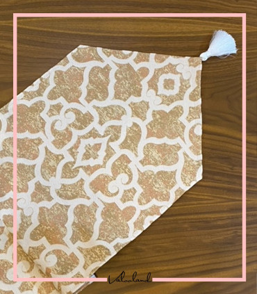 رانر رومیزی کرم رنگ 